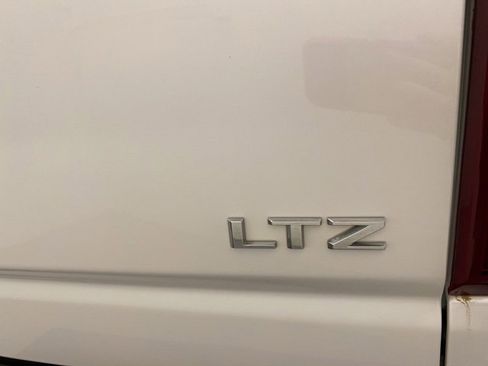 Used 2023 Chevrolet Silverado 2500 LTZ image 32