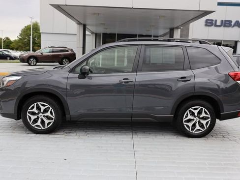 Certified 2021 Subaru Forester Premium w/ Popular Package #1 AWD/4WD image 2