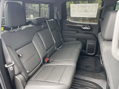 New 2026 GMC Sierra 1500 Elevation w/ Elevation Premium Package AWD/4WD image 28