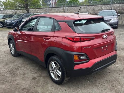 Used 2018 Hyundai Kona SE AWD/4WD image 2