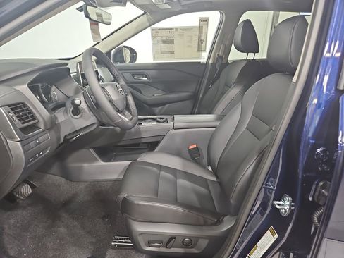 New 2026 Nissan Rogue SV image 10