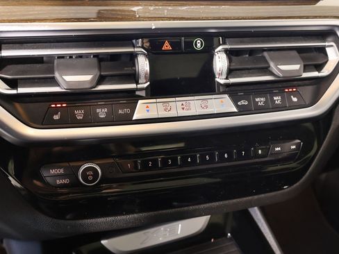 Used 2022 BMW X3 sDrive30i w/ Premium Package 2 image 8