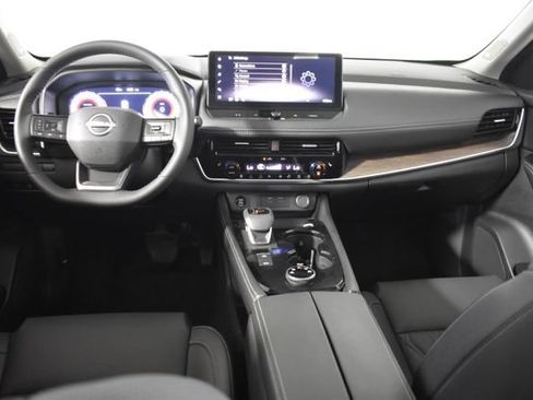 Certified 2026 Nissan Rogue Platinum w/ Platinum Premium Package AWD/4WD image 29