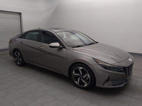 Used 2021 Hyundai Elantra Limited w/ Cargo Package FWD image 11