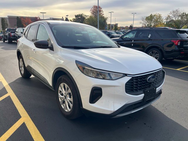 Used 2023 Ford Escape Active AWD/4WD image 1