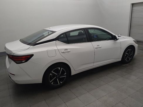 Used 2024 Nissan Sentra SV FWD image 10