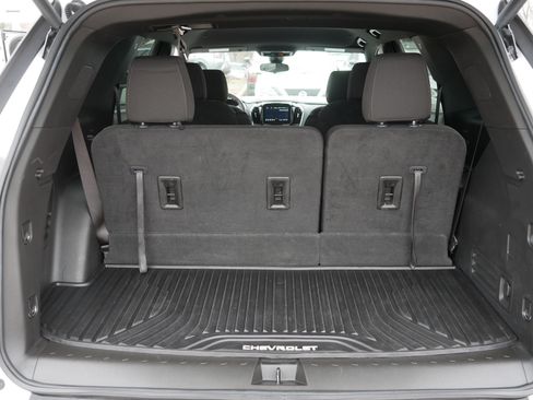 Used 2023 Chevrolet Traverse LT AWD/4WD image 18