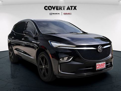 Used 2023 Buick Enclave Essence w/ Sport Touring Edition FWD image 9