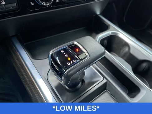 Used 2022 Chevrolet Silverado 1500 RST AWD/4WD image 16