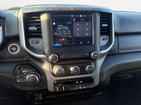 Used 2024 RAM 2500 Big Horn image 24