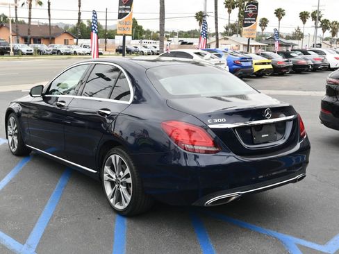 Used 2019 Mercedes-Benz C 300 Sedan image 5