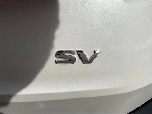 Used 2023 Nissan Rogue SV FWD image 25