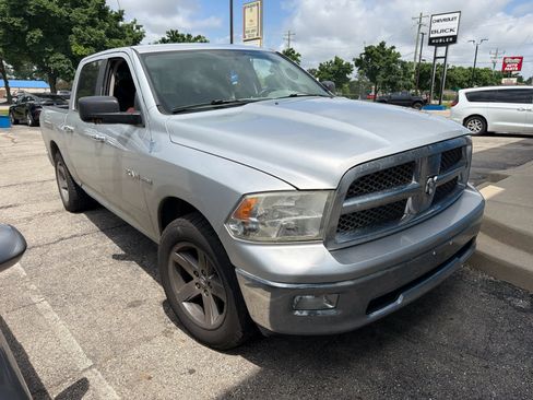 Used 2009 Dodge Ram 1500 Truck SLT w/ Big Horn Regional Pkg AWD/4WD image 3