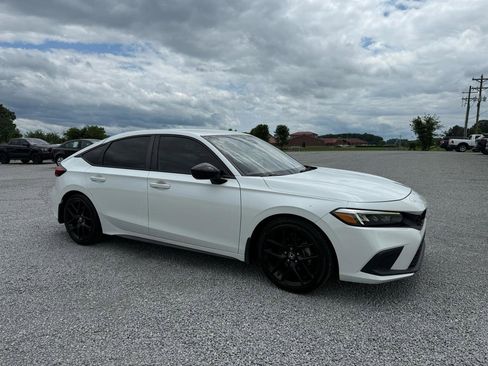 Used 2022 Honda Civic Sport image 4