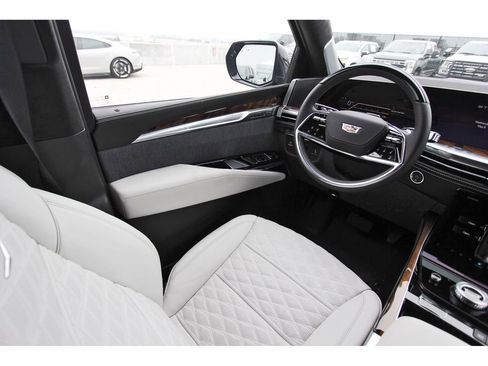New 2026 Cadillac Escalade Platinum Sport w/ LPO, ONYX Package AWD/4WD image 8
