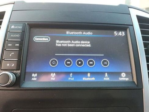 Used 2019 Nissan Frontier SV image 29