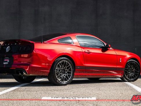 Used 2014 Ford Mustang Shelby GT500 w/ Equipment Group 821A image 5