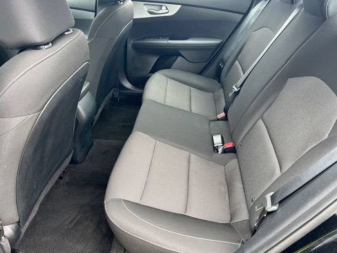 Used 2024 Kia Forte LXS FWD image 15