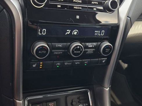 Used 2022 Subaru Ascent Premium w/ Convenience Package image 42