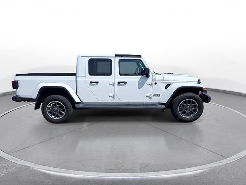 Used 2020 Jeep Gladiator Overland AWD/4WD image 9