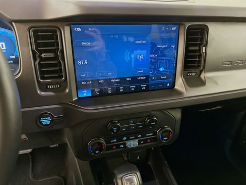 Used 2025 Ford Bronco Big Bend image 26