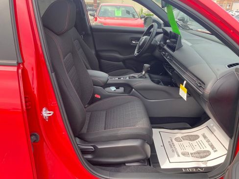 New 2026 Honda HR-V Sport image 5