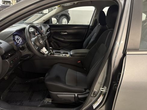 Used 2025 Nissan Sentra SV FWD image 15