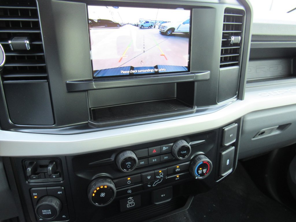 New 2026 Ford F250 XL w/ STX Appearance Package AWD/4WD image 8