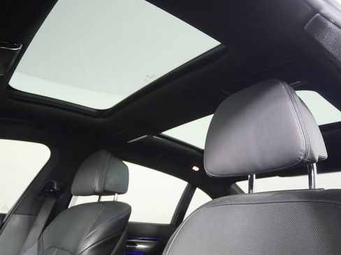 Used 2019 BMW 740i w/ Executive Package image 10