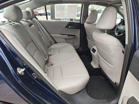 Used 2017 Honda Accord EX-L image 15