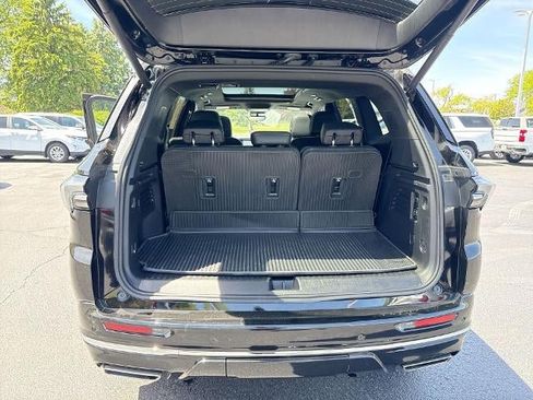 Certified 2025 Buick Enclave Avenir w/ Super Cruise Package AWD/4WD image 27