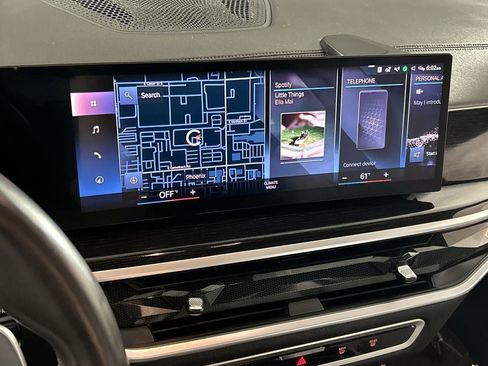 Used 2023 BMW X7 xDrive40i w/ M Sport Package image 17