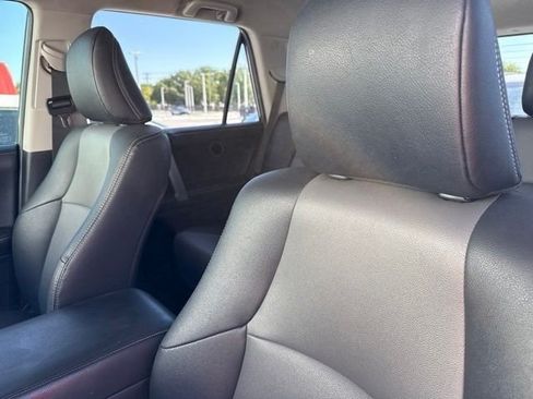 Used 2019 Toyota 4Runner SR5 Premium RWD image 9