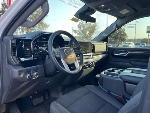 Used 2023 GMC Sierra 1500 SLE w/ Preferred Package AWD/4WD image 6