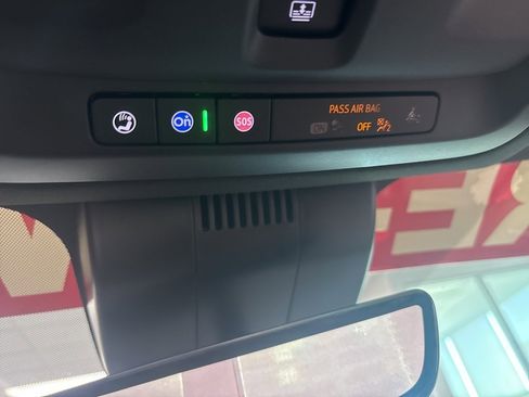 Used 2023 GMC Yukon XL Denali Ultimate w/ LPO, Floor Liner Package image 41