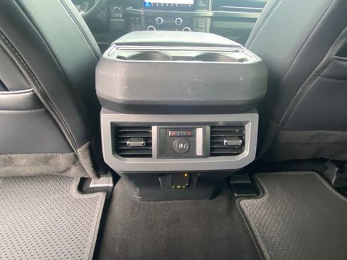 Certified 2025 Ford F250 Lariat w/ Lariat Ultimate Package image 25