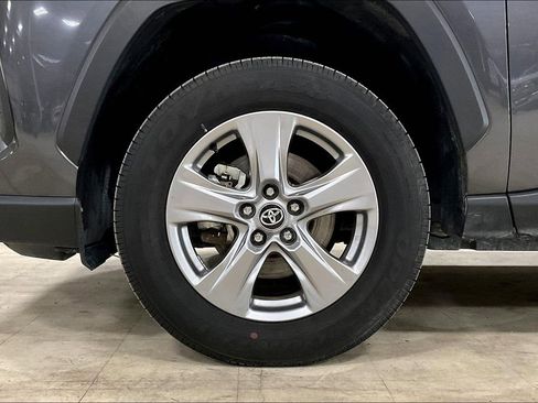 Used 2024 Toyota RAV4 XLE image 9