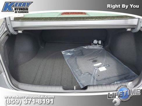 New 2026 Hyundai Elantra Sport FWD image 8