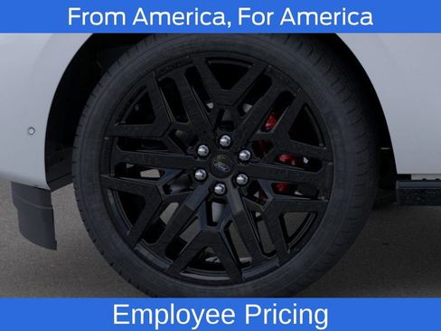 New 2026 Ford Expedition Platinum w/ Stealth Performance Package AWD/4WD image 17