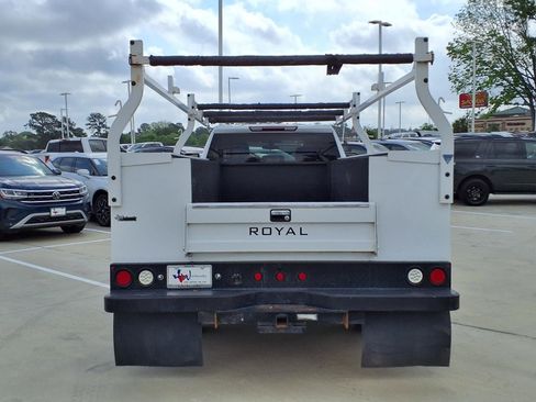 Used 2022 Chevrolet Silverado 3500 W/T w/ WT Convenience Package image 8