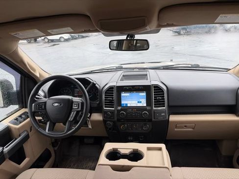 Used 2017 Ford F150 XLT w/ Equipment Group 302A Luxury AWD/4WD image 22