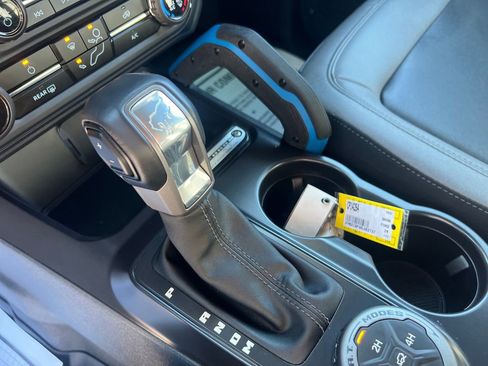 Used 2024 Ford Bronco Black Diamond w/ Sasquatch Package image 23