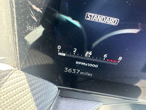 Used 2025 Nissan Kicks SR AWD/4WD image 8