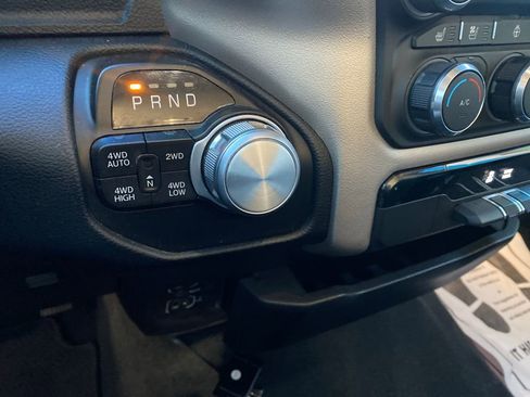 Used 2022 RAM 1500 Laramie AWD/4WD image 21