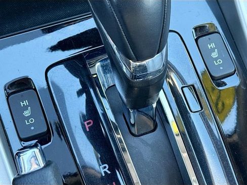 Used 2016 Honda Accord EX-L image 21