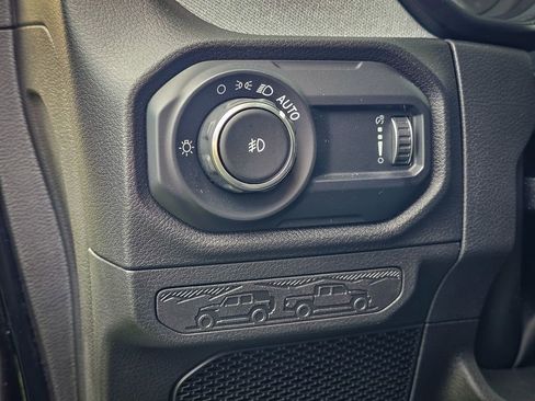 Certified 2025 Jeep Wrangler Unlimited Sport AWD/4WD image 12