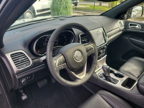 Used 2021 Jeep Grand Cherokee Limited w/ Luxury Group II RWD image 20