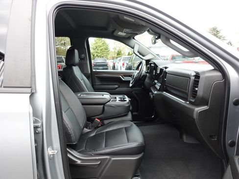 Used 2023 Chevrolet Silverado 1500 LT AWD/4WD image 35