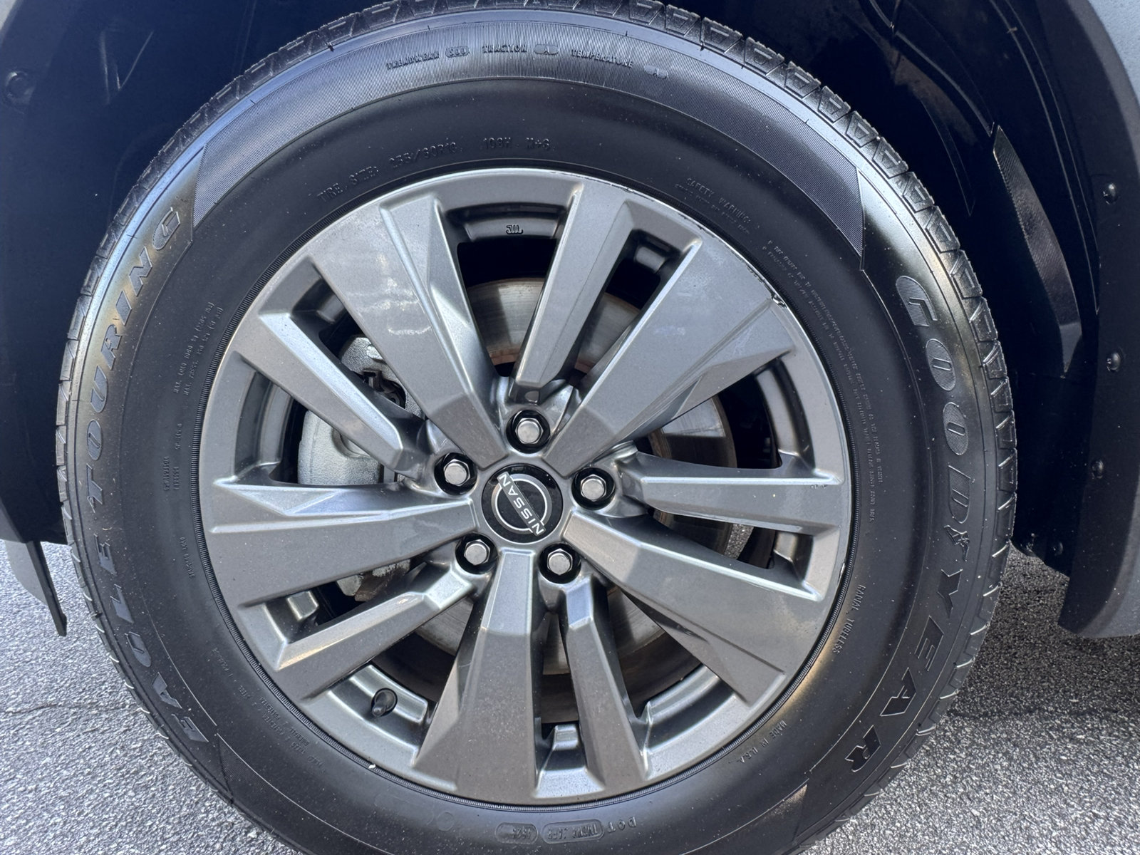 Used 2024 Nissan Pathfinder SV AWD/4WD image 13