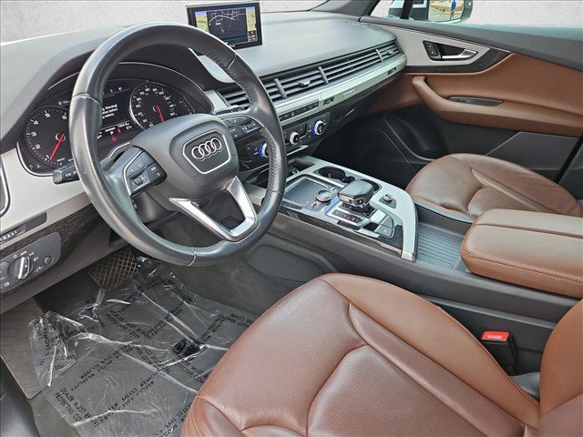 Used 2019 Audi Q7 2.0T Premium w/ Convenience Package AWD/4WD image 12